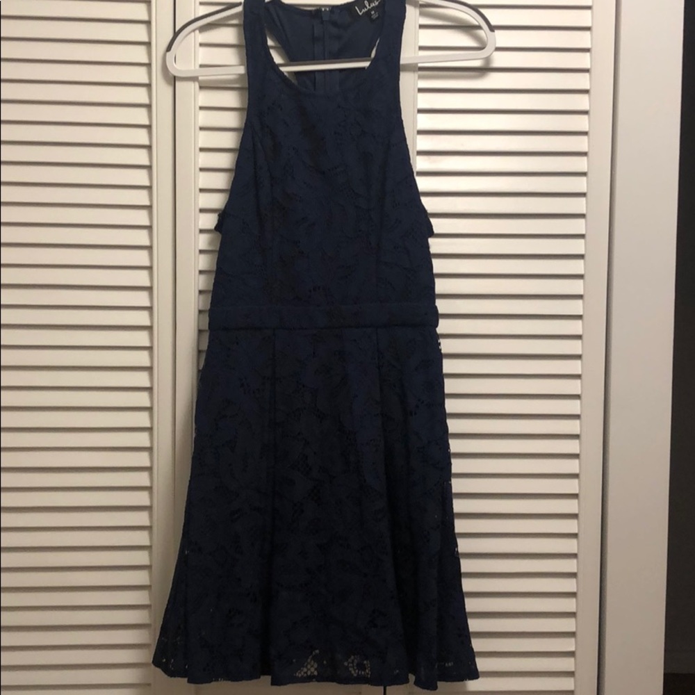 Lulu’s NWT Navy Floral Dress - size Medium